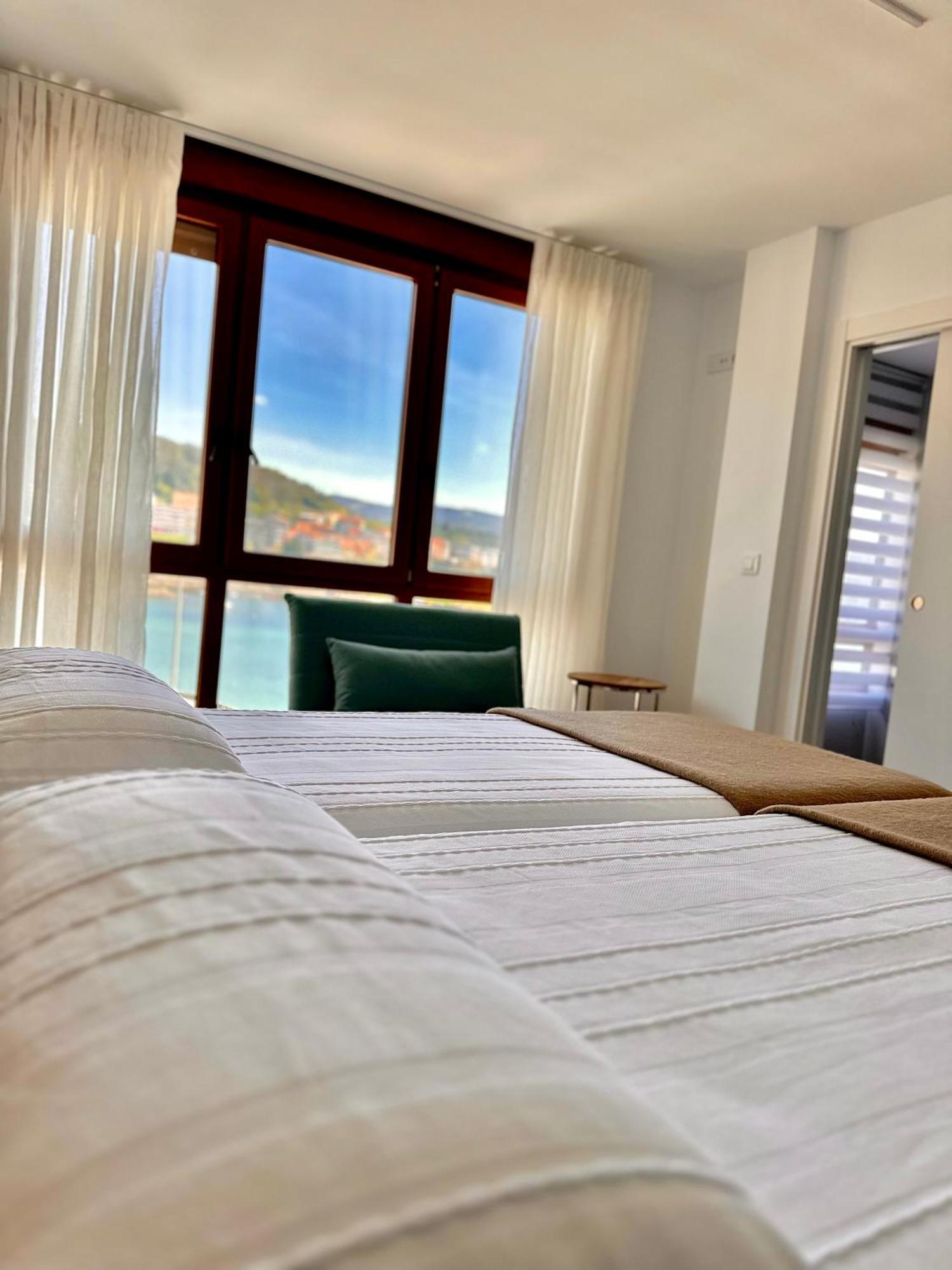Pension Beiramar Cee Esterno foto